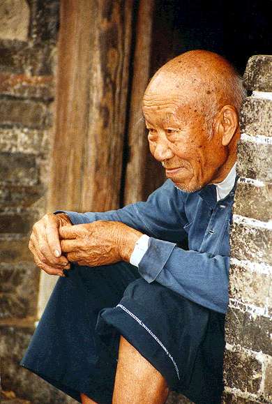 139 Yangshuo.jpg (39990 bytes)