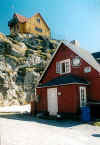12B_Nuuk.jpg (40094 bytes)