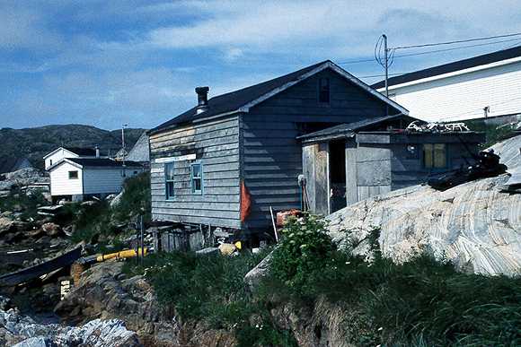 hopedale 2.jpg (39841 bytes)