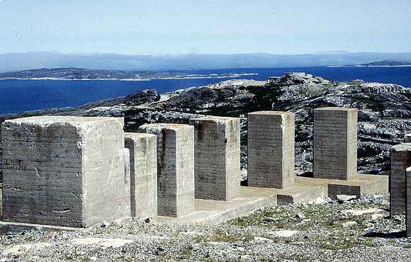 hopedale 8.jpg (39744 bytes)