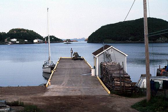 little bay.jpg (39583 bytes)